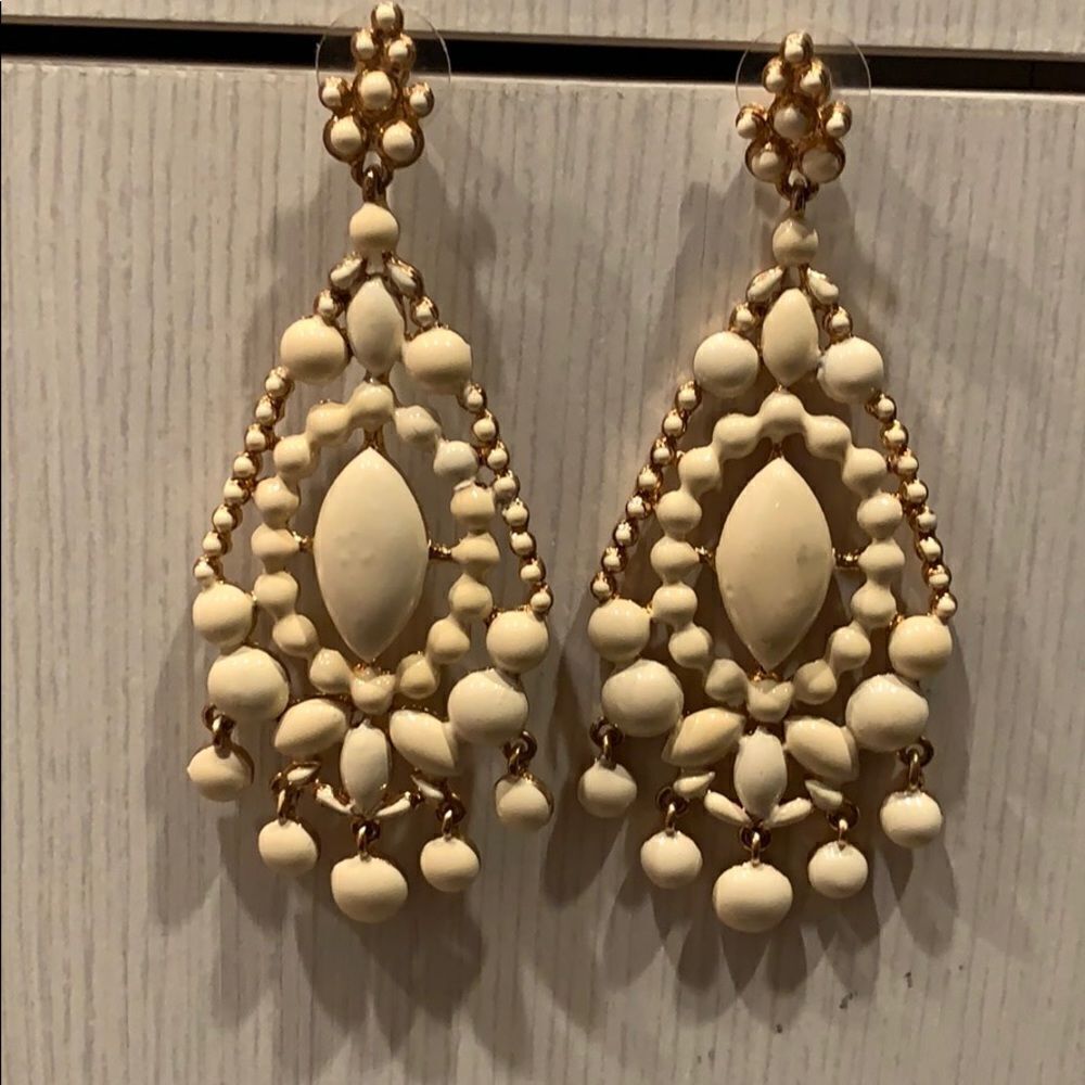 🎉1 hr sale 🎉Drop earrings